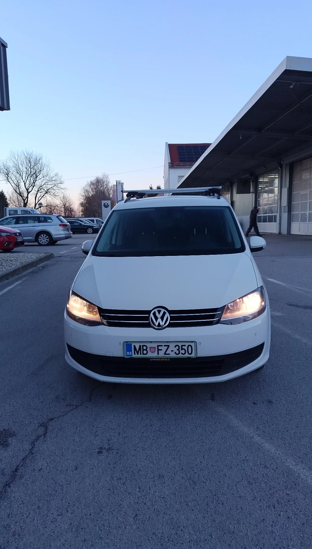 VW Sharan 2.0TDI - изображение 4