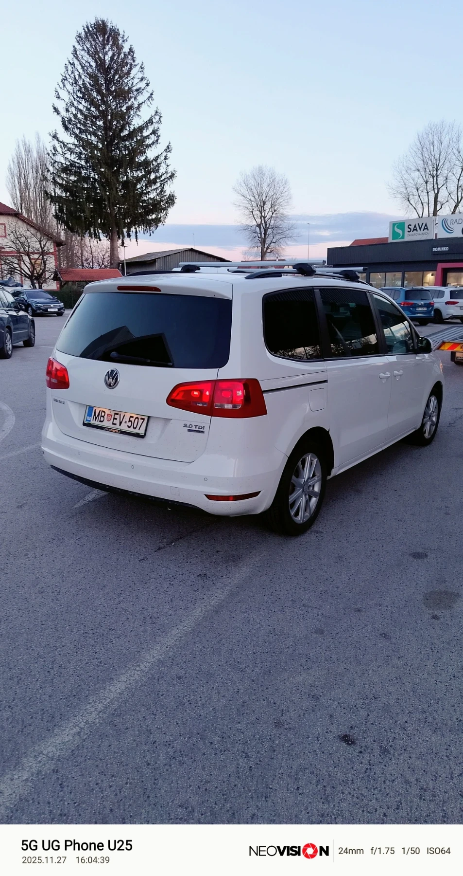 VW Sharan 2.0TDI - изображение 7