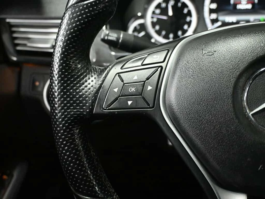 Mercedes-Benz E 300 * Leather Navigation Sunroof Heated Seats * CARFAX | Mobile.bg � ����������� 15