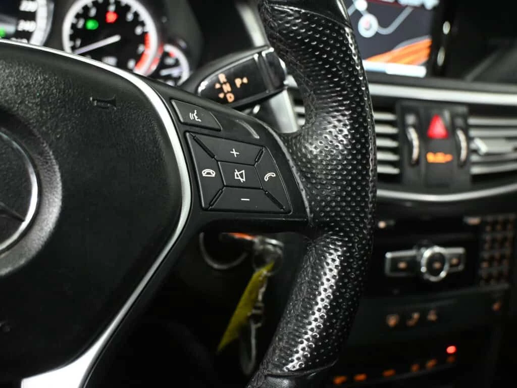 Mercedes-Benz E 300 * Leather Navigation Sunroof Heated Seats * CARFAX | Mobile.bg � ����������� 16