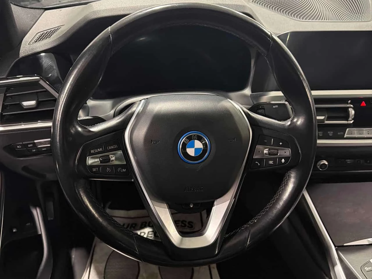 BMW 330 e xDrive/CARFAX/HUD/������� | Mobile.bg � ����������� 8