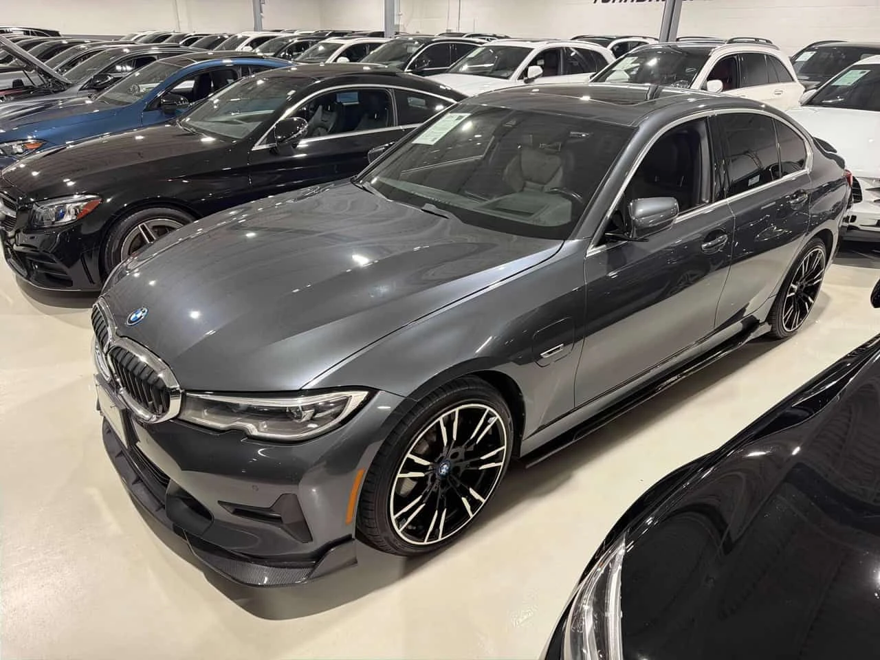BMW 330 e xDrive/CARFAX/HUD/������� | Mobile.bg � ����������� 2