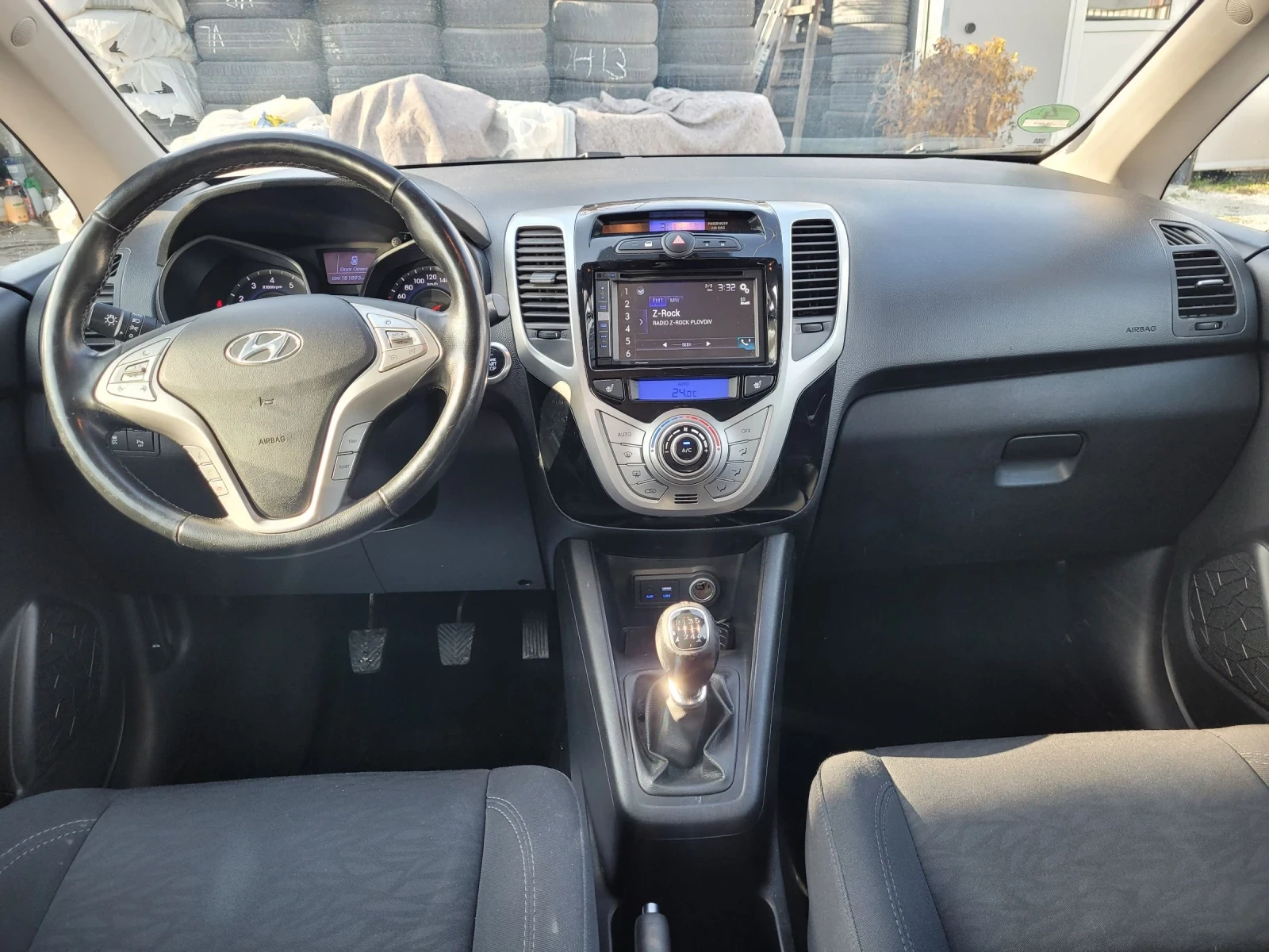 Hyundai Ix20 1.6  i - изображение 10