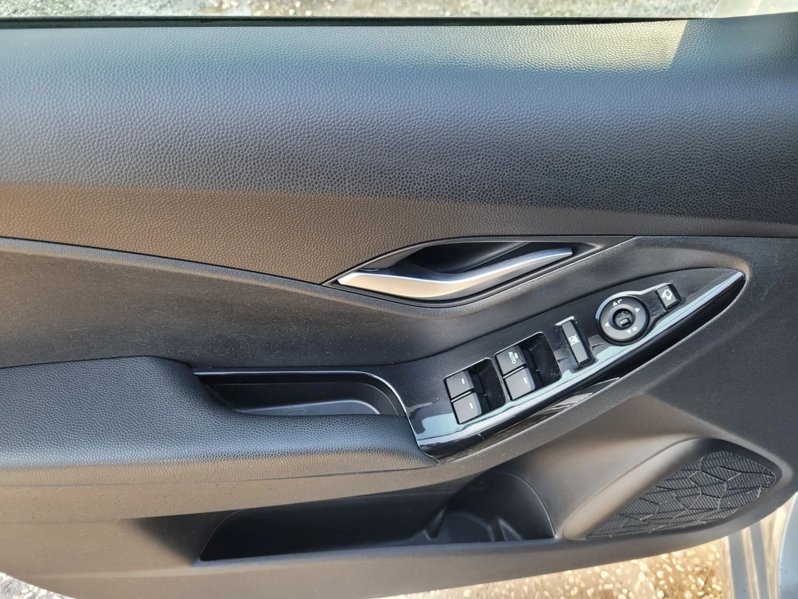 Hyundai Ix20 1.6  i | Mobile.bg � ����������� 15