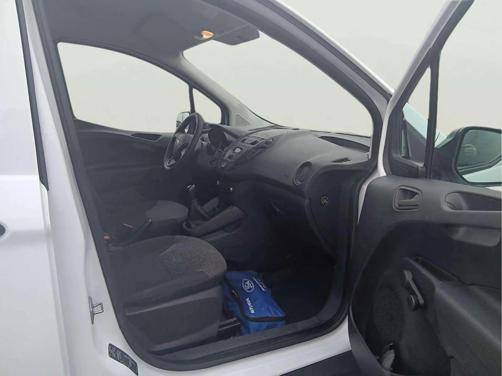 Ford Courier 1.5 TDCi 95 PS M5 FWD | Mobile.bg � ����������� 9