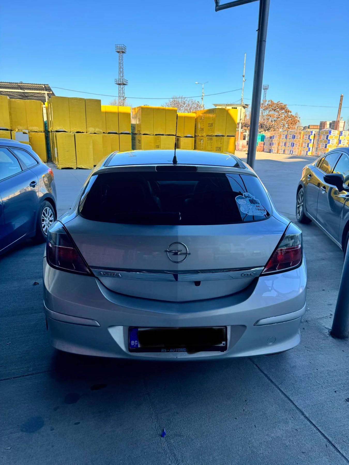 Opel Astra GTC, снимка 4 - Автомобили и джипове - 53956788