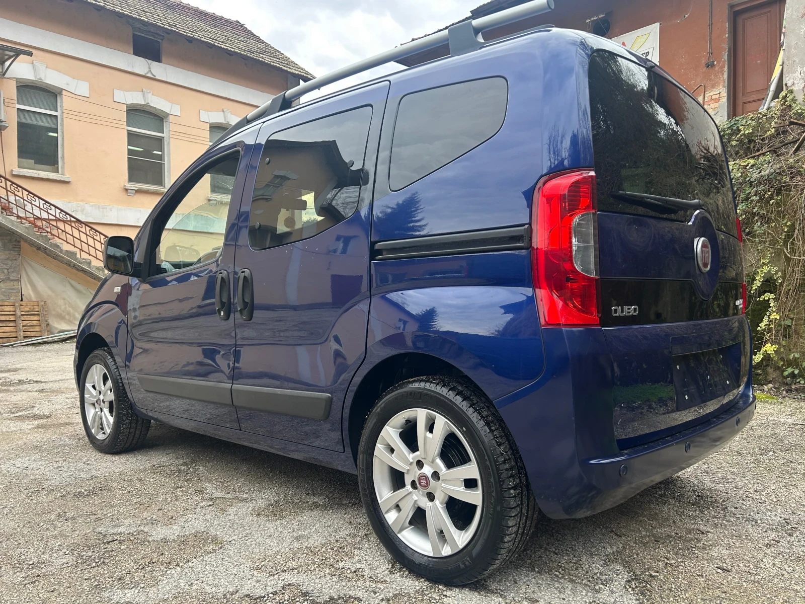 Fiat Qubo 1.4, снимка 4 - Автомобили и джипове - 53977145