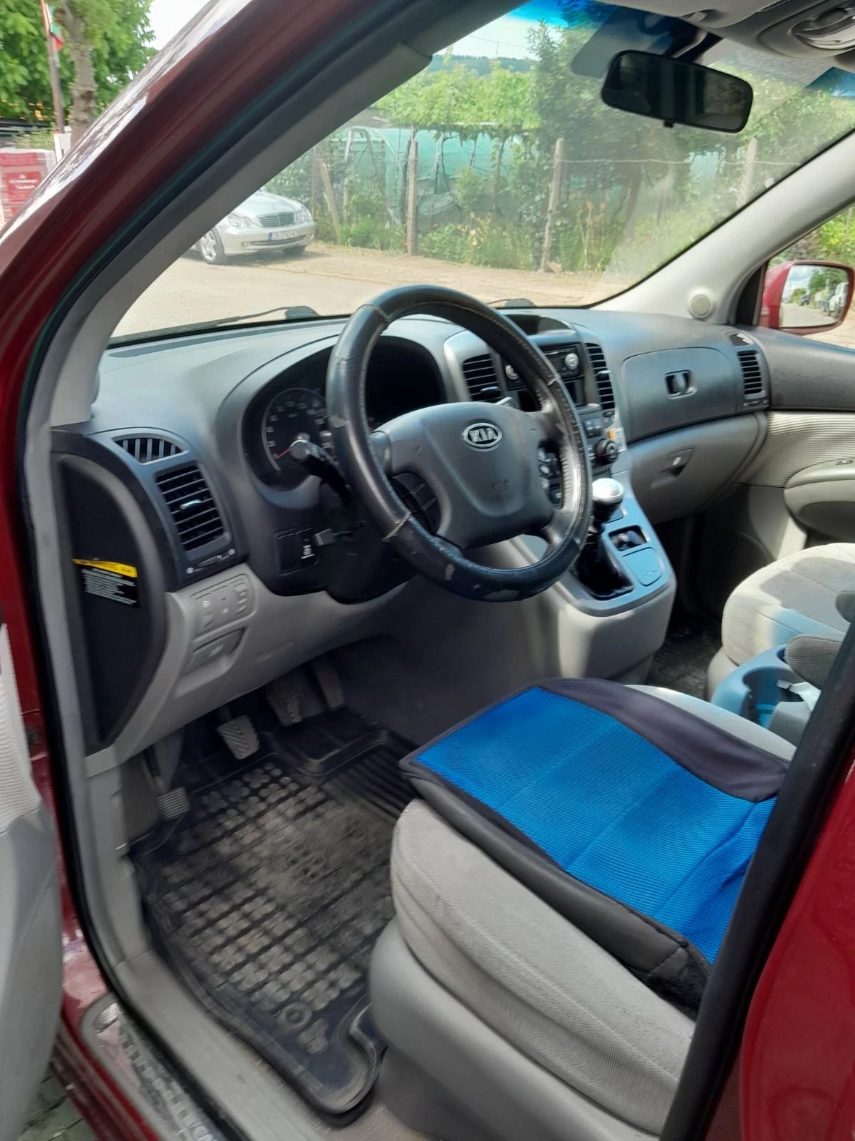 Kia Carnival, снимка 9 - Автомобили и джипове - 55175813