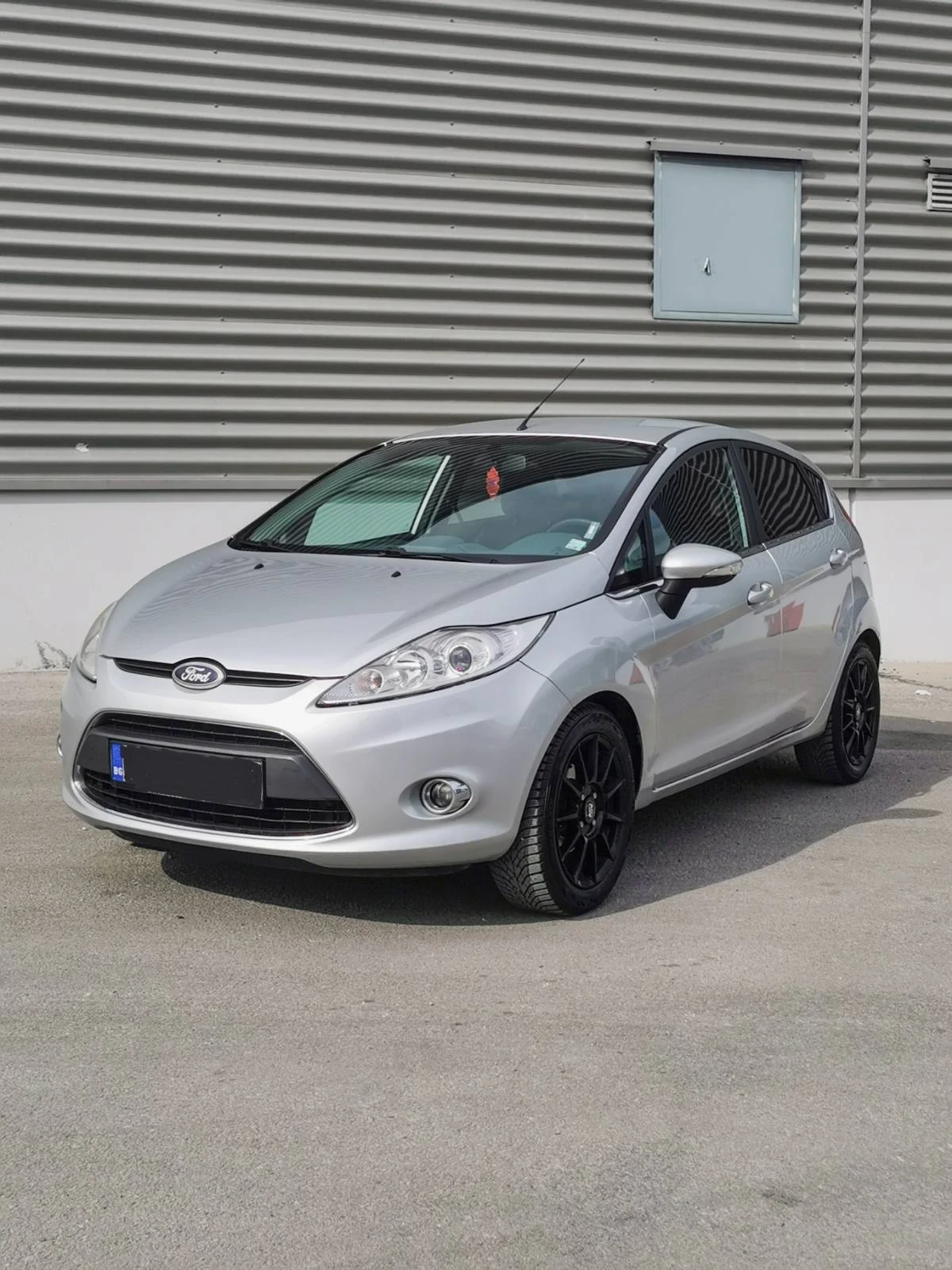 Ford Fiesta 1.3, снимка 2 - Автомобили и джипове - 55200041