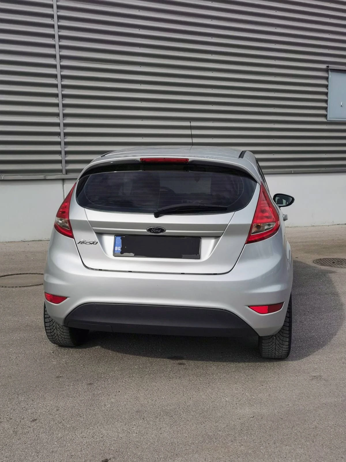 Ford Fiesta 1.3, снимка 4 - Автомобили и джипове - 55200041