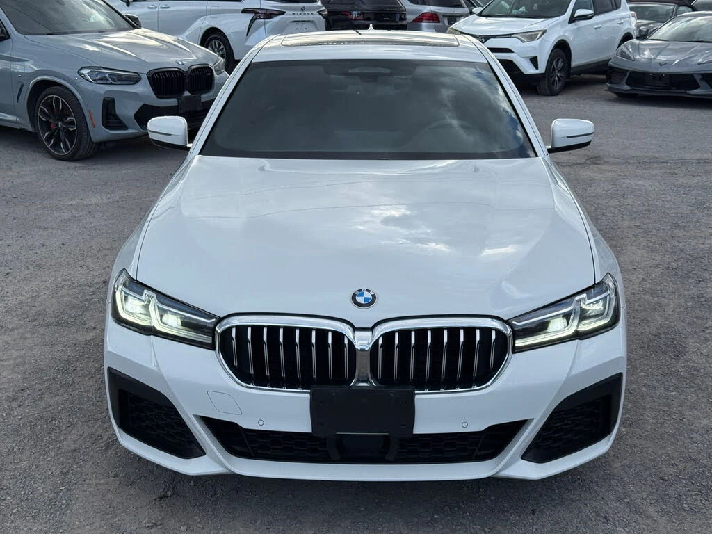 BMW 540 i xDrive* M SPORT* BOWERS & WILKINS* DISTRONIC* , снимка 2 - Автомобили и джипове - 55284581