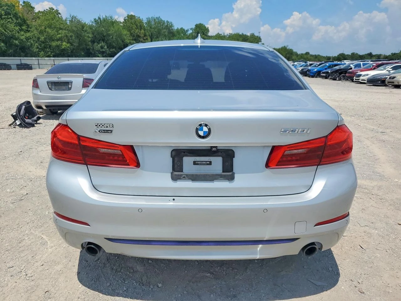 BMW 530 2.0l Xi, снимка 6 - Автомобили и джипове - 55755742