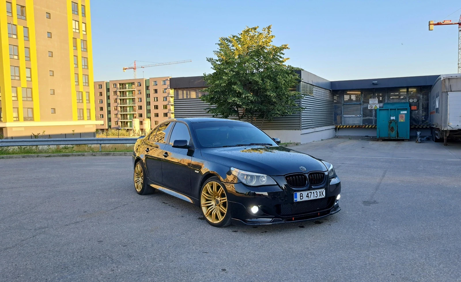 BMW 525