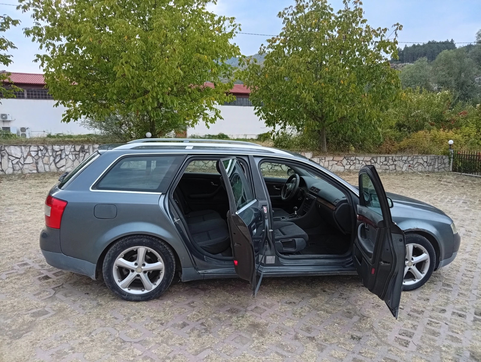 Audi A4 1.9TDI * КЛИМАТРОНИК * 131ps, снимка 10 - Автомобили и джипове - 56333648