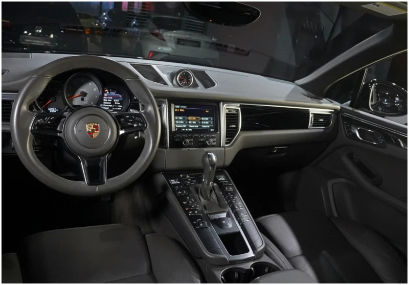 Porsche Macan S, снимка 9 - Автомобили и джипове - 48307542