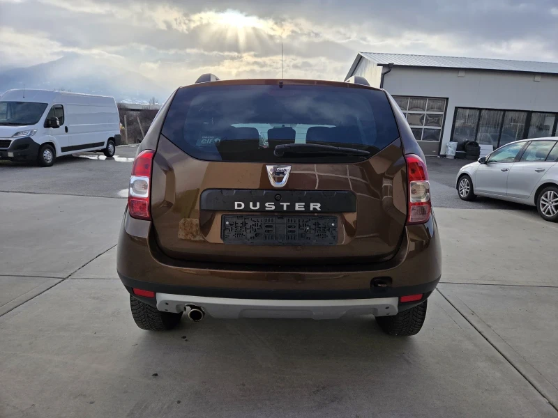 Dacia Duster 1.6i/ ГАЗ/ 2015г. / УНИКАТ, снимка 7 - Автомобили и джипове - 53079239