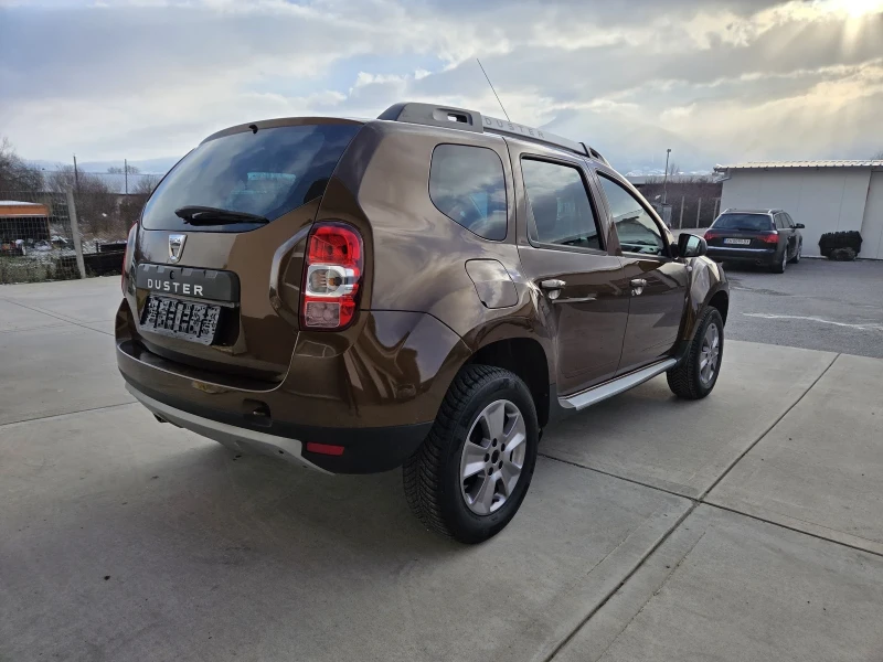 Dacia Duster 1.6i/ ГАЗ/ 2015г. / УНИКАТ, снимка 6 - Автомобили и джипове - 53079239