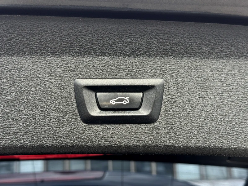 BMW X1 18D Xdrive, снимка 13 - Автомобили и джипове - 53161793