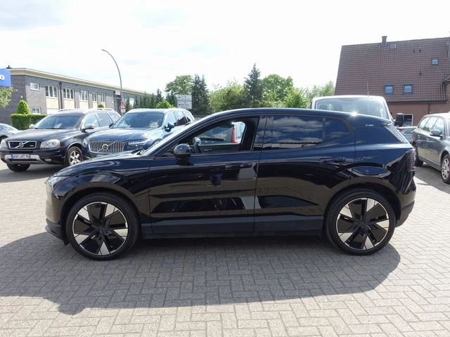Volvo EX30 Twin Motor Performance Plus AWD - изображение 5