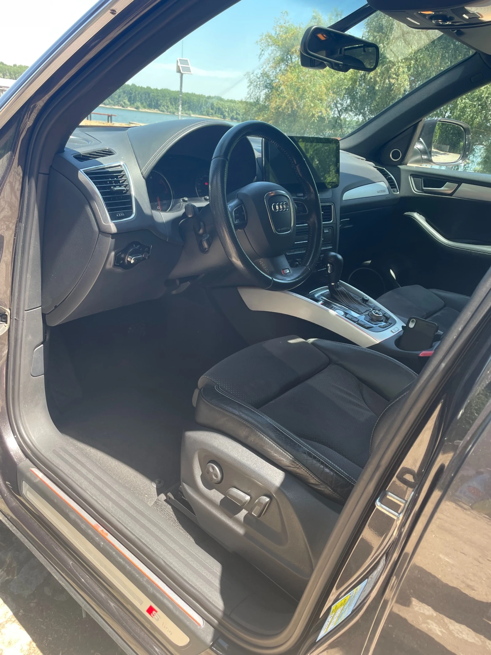 Audi Q5 3.0 TDI S-line, Панорама, печка, Швейцария - изображение 10