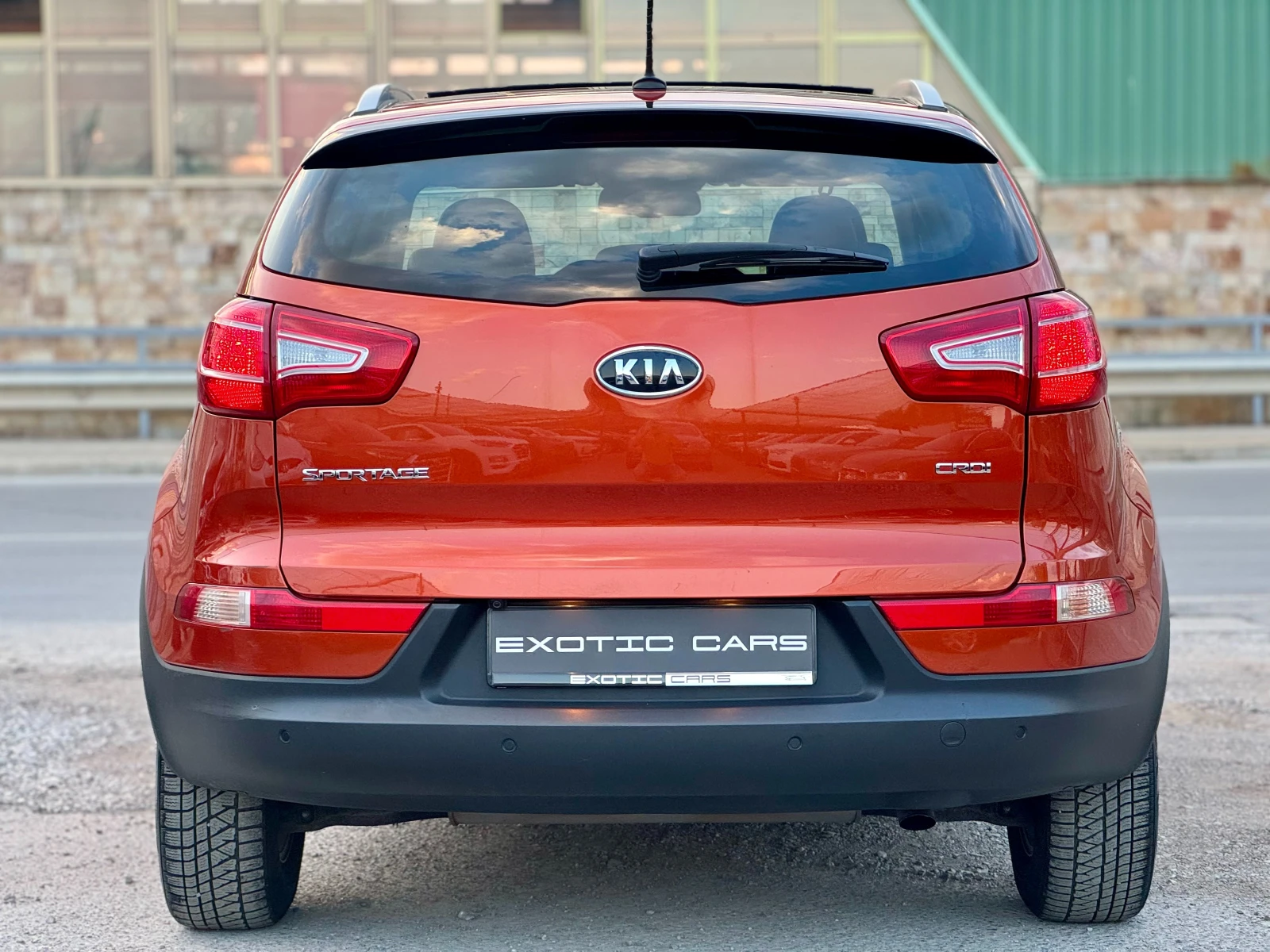 Kia Sportage 2.0 Crdi ! AWD ! Premium ! SWISS ! - изображение 5