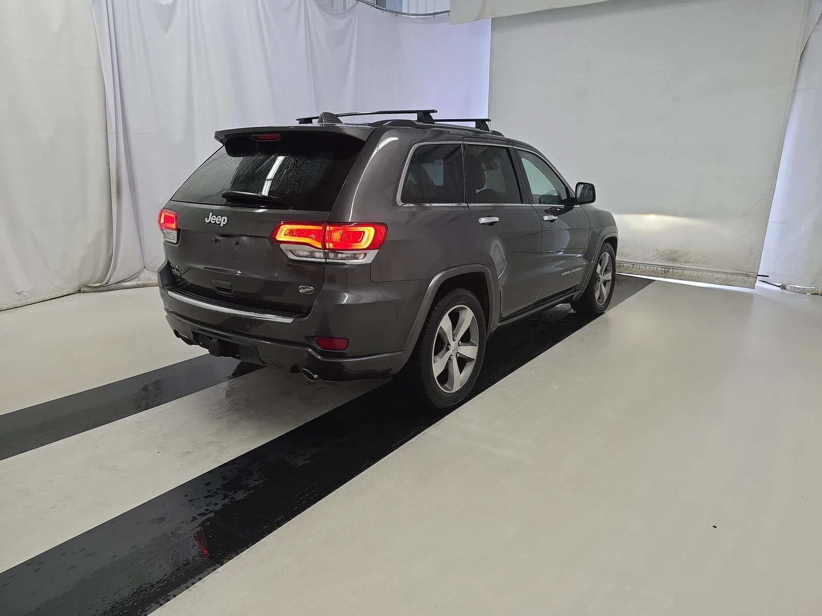 Jeep Grand cherokee OVERLAND* 8ZF* DIGITAL* PANO* ОБДУХ* BI-XENON* DIS - изображение 6