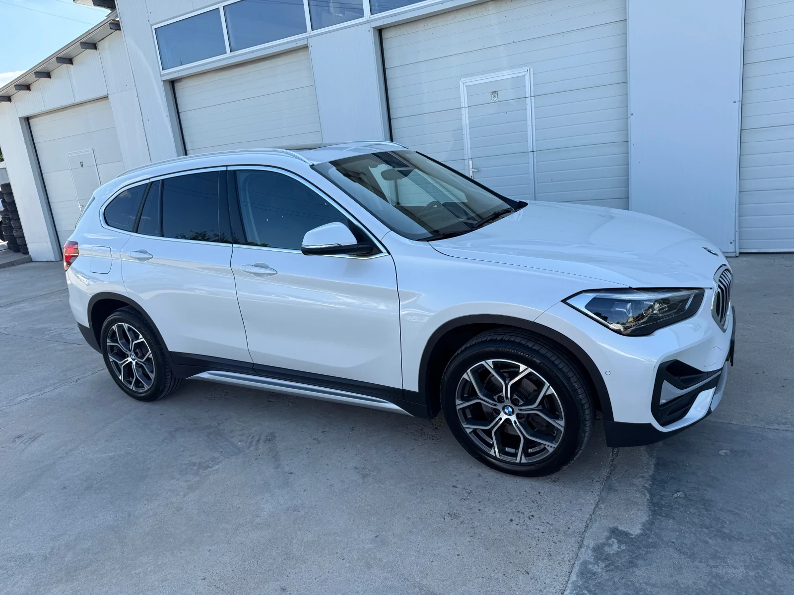 BMW X1 2.0d * X-drive* Panorama* Head-up* NOVA*  | Mobile.bg   13