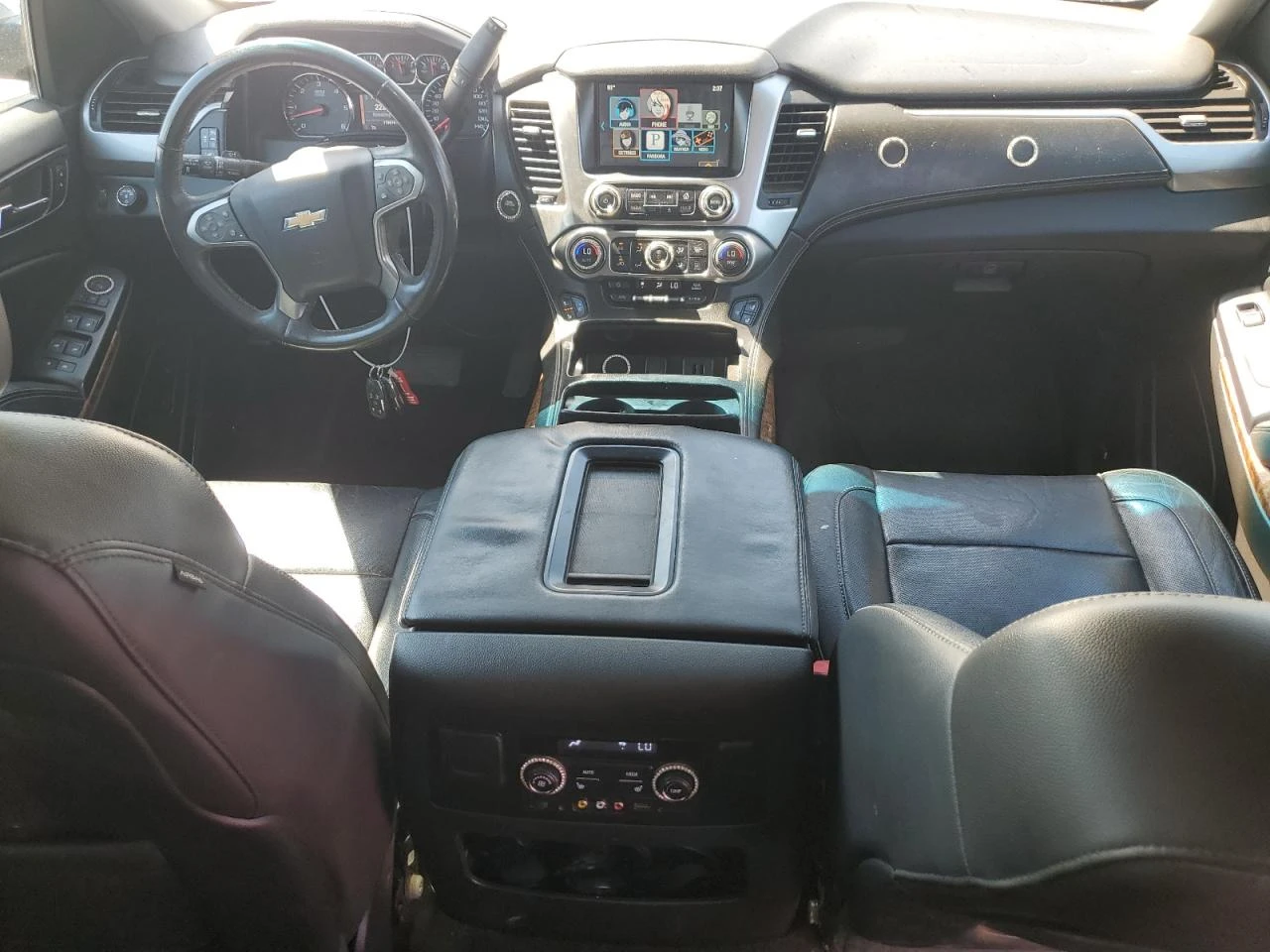 Chevrolet Suburban K1500 LTZ - изображение 8