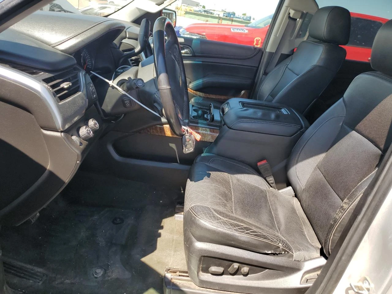 Chevrolet Suburban K1500 LTZ - изображение 7