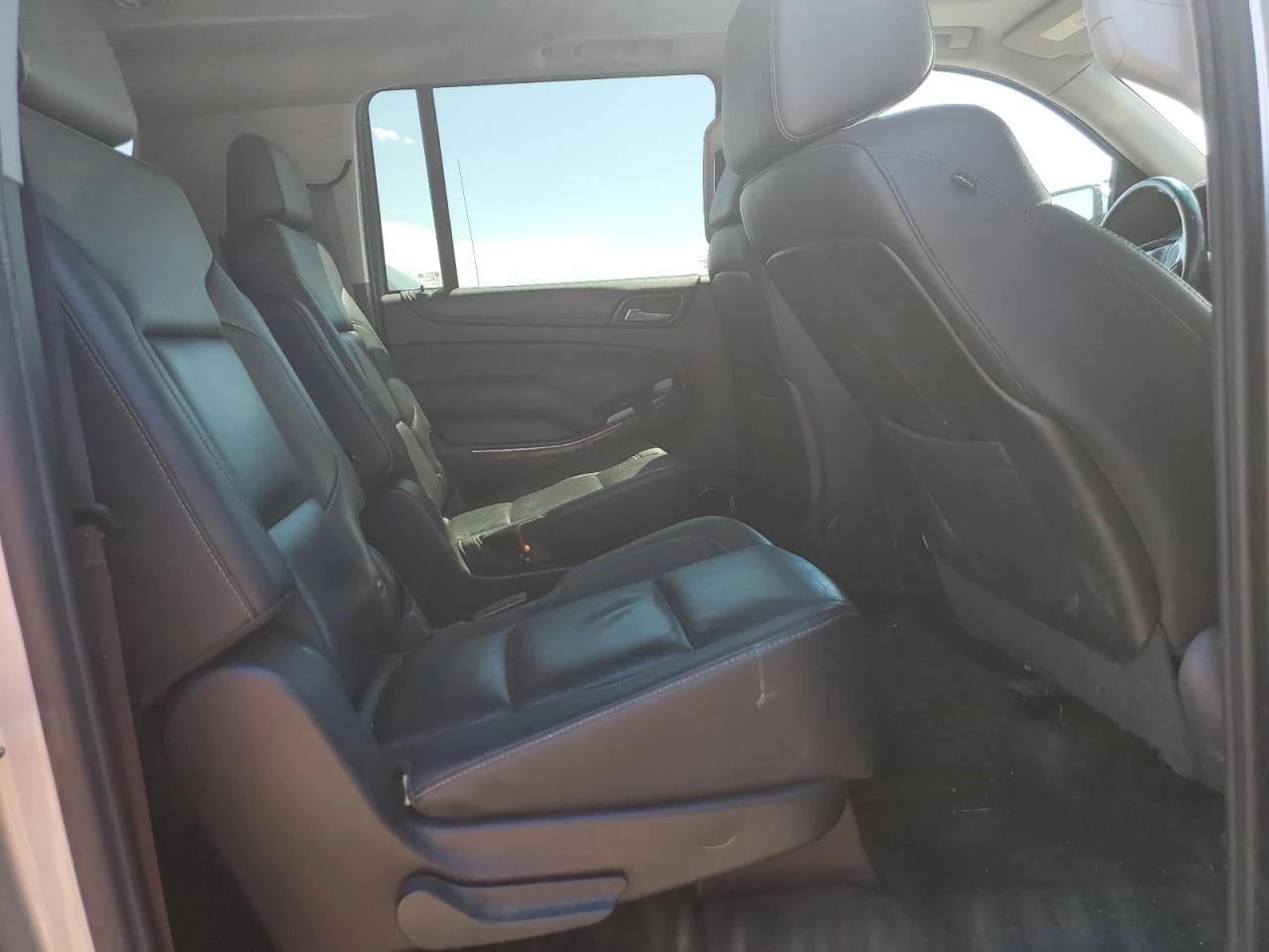 Chevrolet Suburban K1500 LTZ | Mobile.bg   11