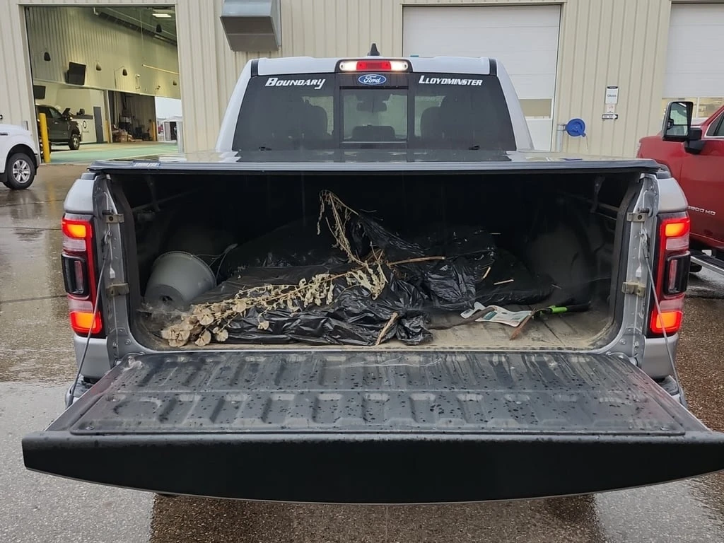 Dodge RAM 1500 * SPORT CREW CAB SHORT BED * CARFAX * ��� �������� | Mobile.bg � ����������� 13