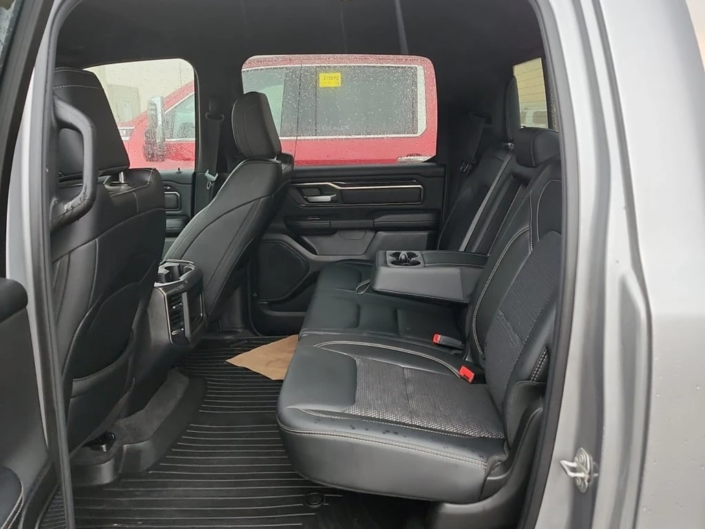 Dodge RAM 1500 * SPORT CREW CAB SHORT BED * CARFAX * ��� �������� | Mobile.bg � ����������� 12
