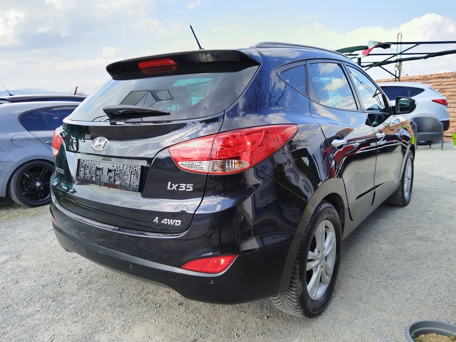 Hyundai IX35 2000i GPL 4х4 Автомат - Типтроник, снимка 7 - Автомобили и джипове - 53861817