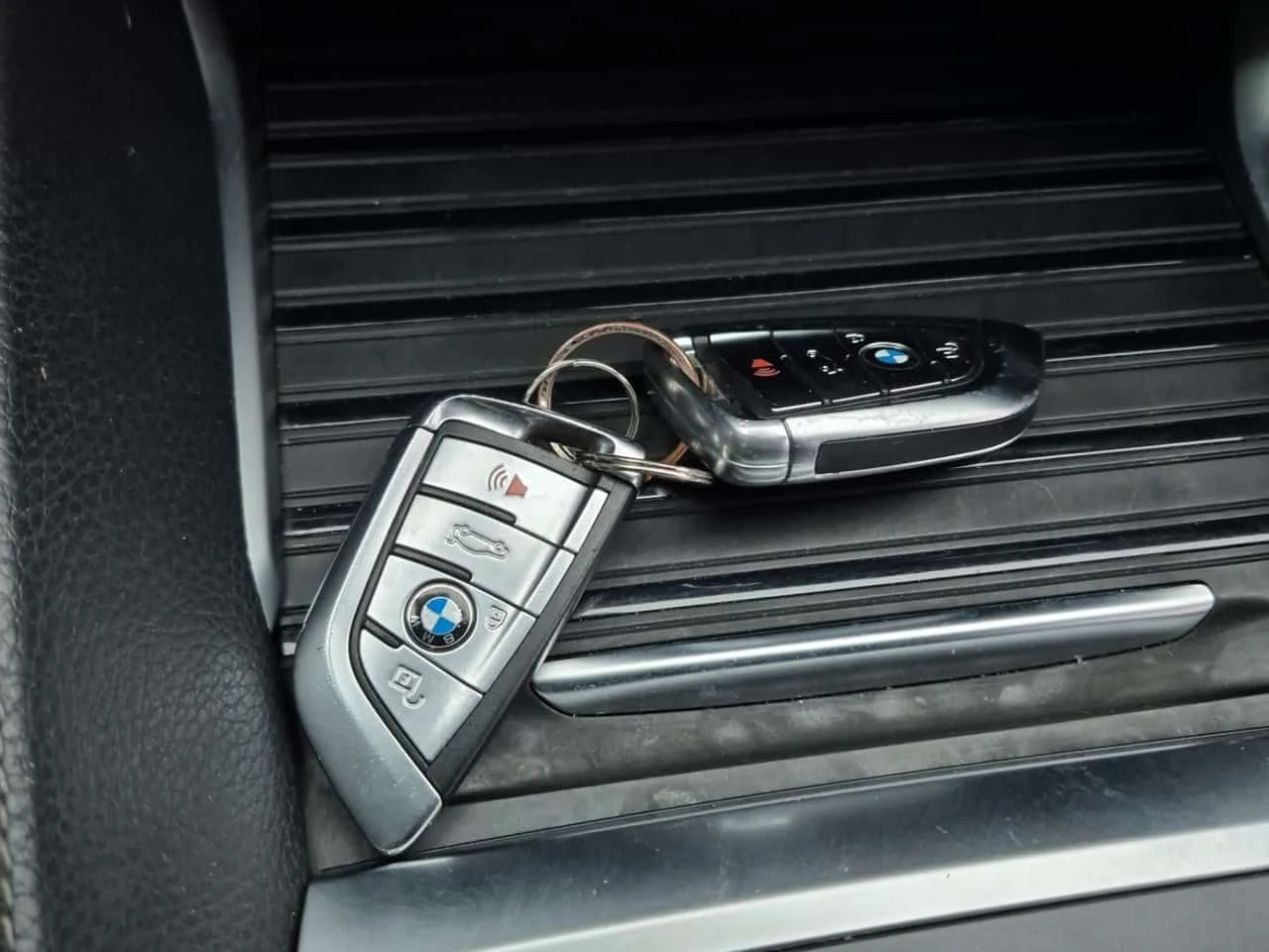 BMW X6 XDRIVE35I | PANO | H/K | HUD | KEYLESS | ПОДГРЕВИ, снимка 8 - Автомобили и джипове - 53927941