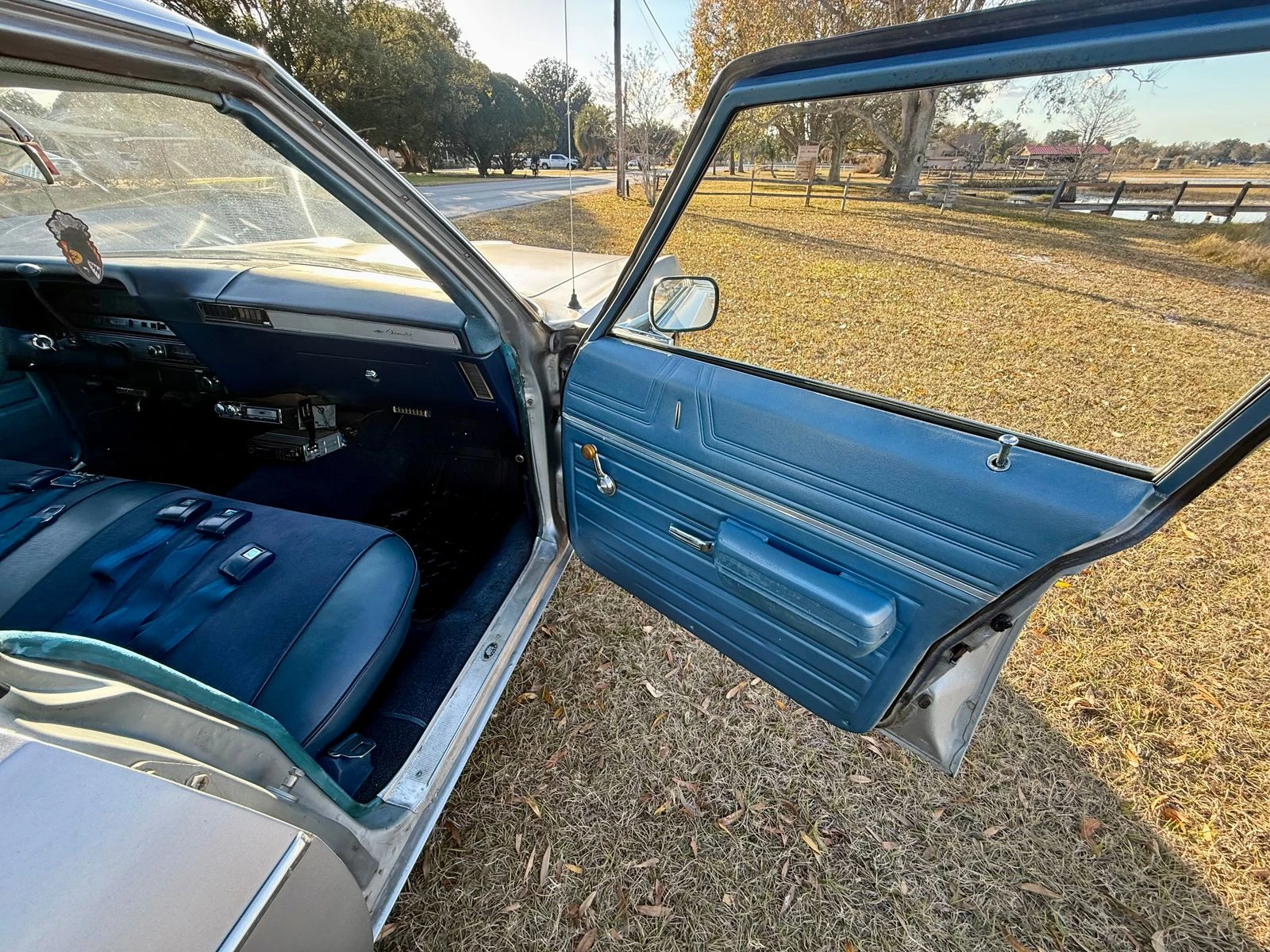 Други Друг Chevrolet Bel Air, снимка 11 - Автомобили и джипове - 53991439