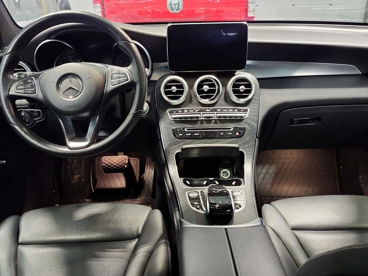 Mercedes-Benz GLC 300 ���� * �������� * KEYLESS * CARFAX | Mobile.bg � ����������� 10