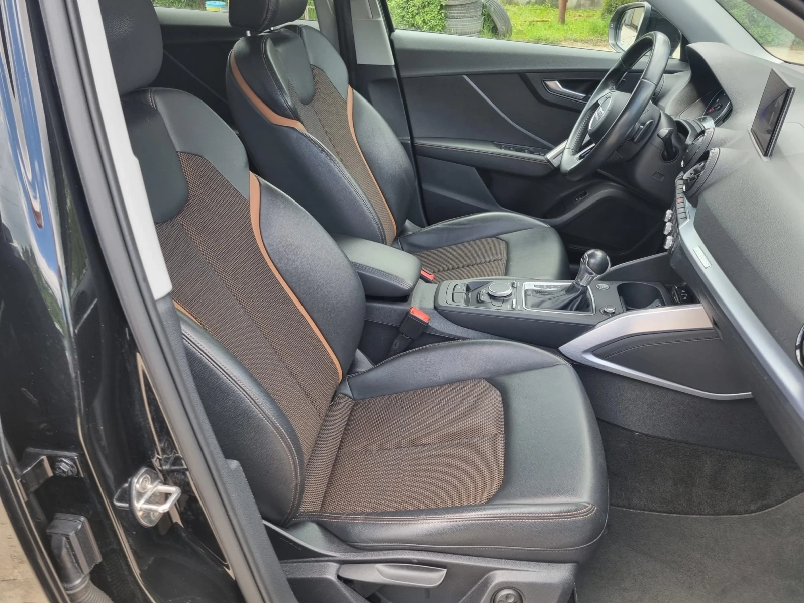 Audi Q2 2.0TDi Quattro ШВЕЙЦАРИЯ, снимка 8 - Автомобили и джипове - 54540317