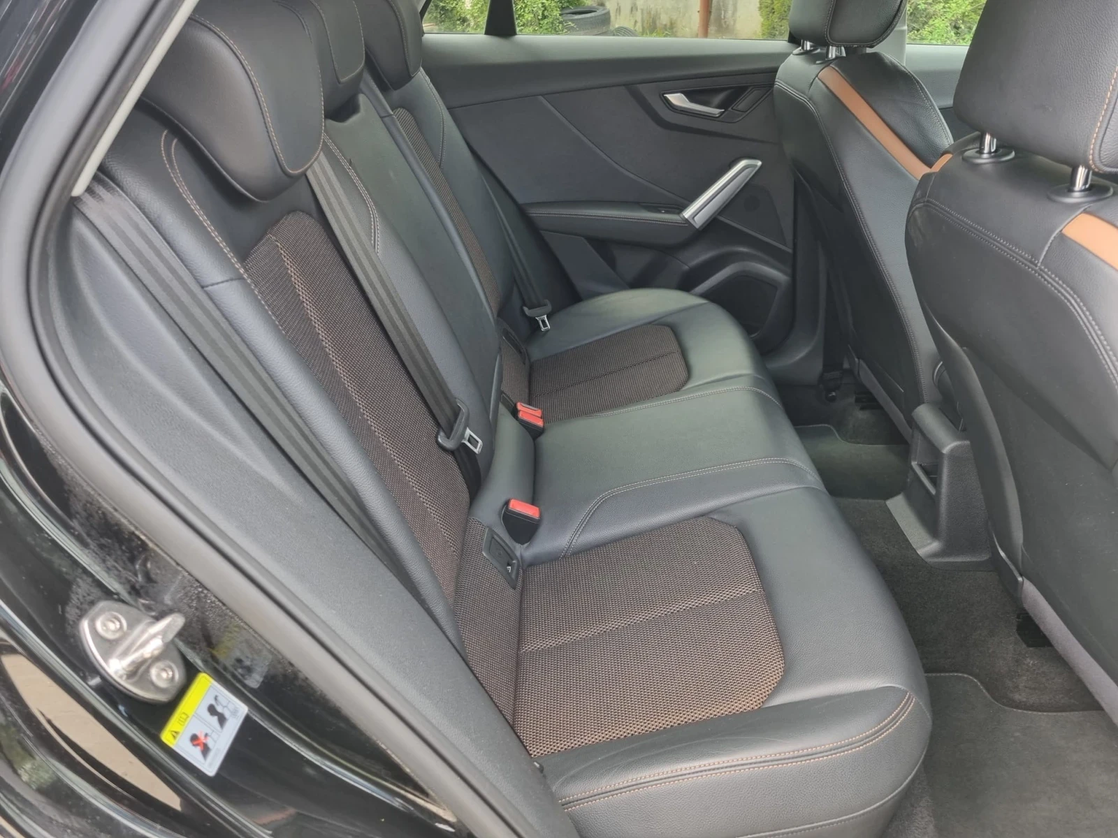 Audi Q2 2.0TDi Quattro ШВЕЙЦАРИЯ, снимка 7 - Автомобили и джипове - 54540317