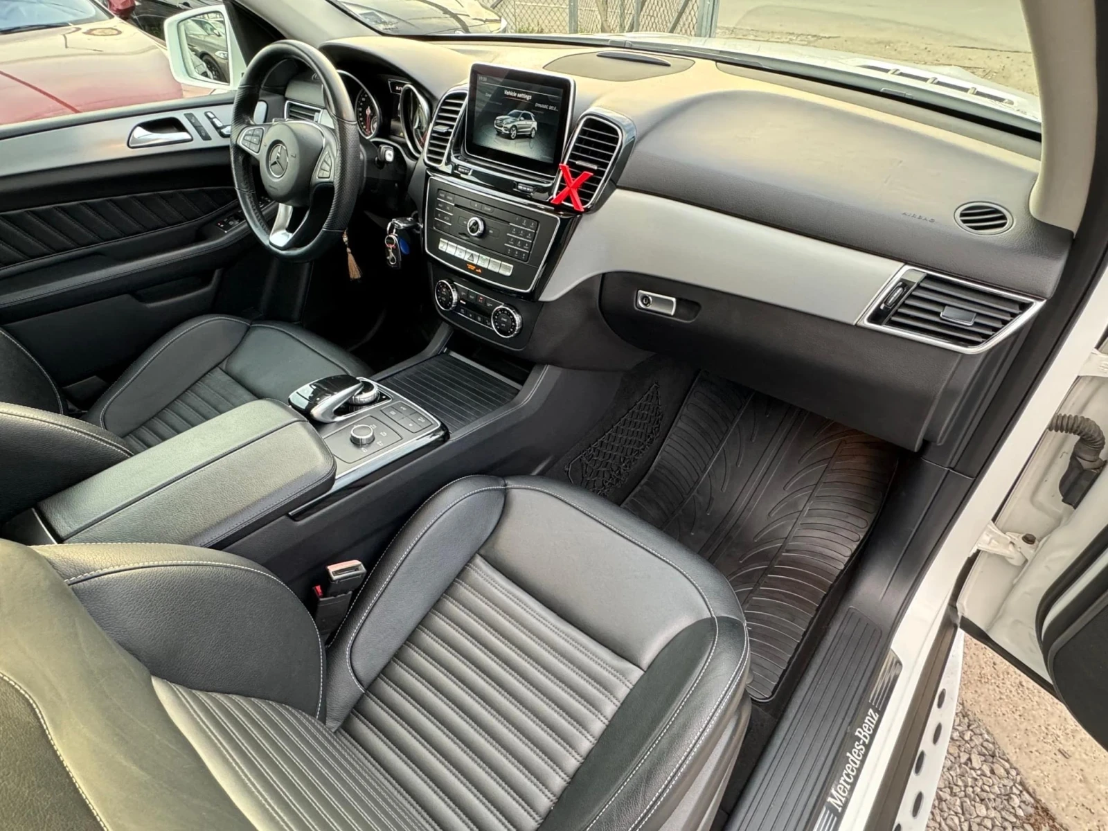 Mercedes-Benz GLE 250, снимка 10 - Автомобили и джипове - 54875098