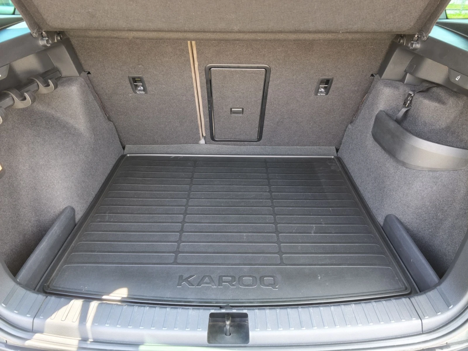 Skoda Karoq 2.0TDI 4x4, снимка 10 - Автомобили и джипове - 55161168