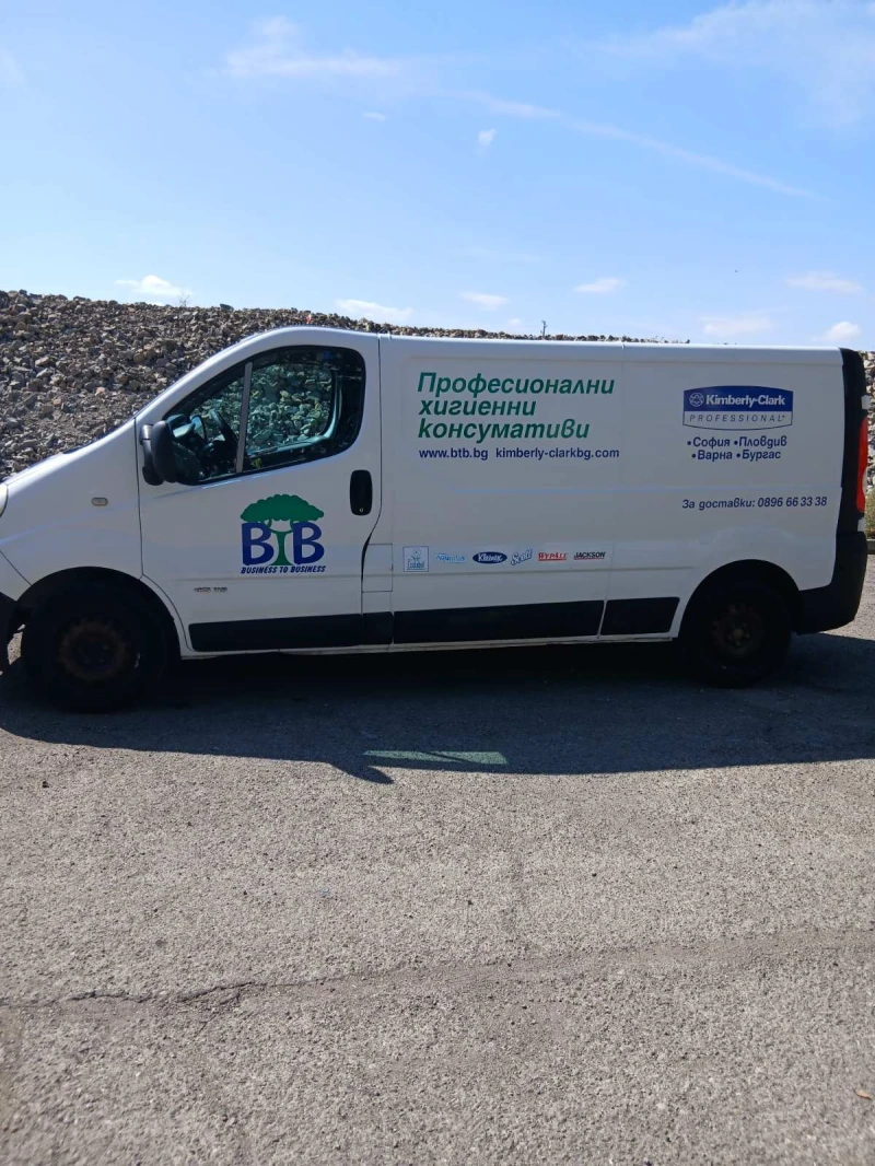 Renault Trafic, снимка 5 - Бусове и автобуси - 52630968