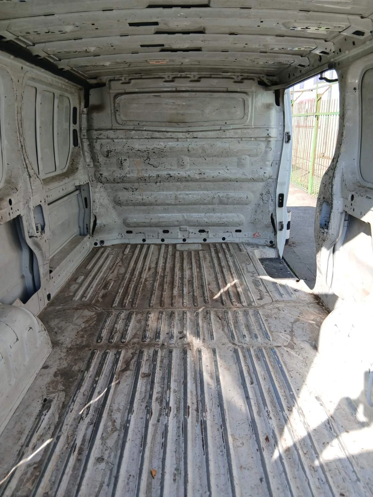 Renault Trafic  - изображение 8