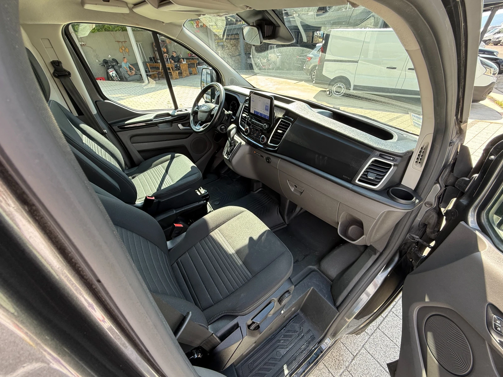 Ford Transit Custom 2.0TDCI Климатик L1H1 Euro 6D-Temp , снимка 10 - Бусове и автобуси - 55263110