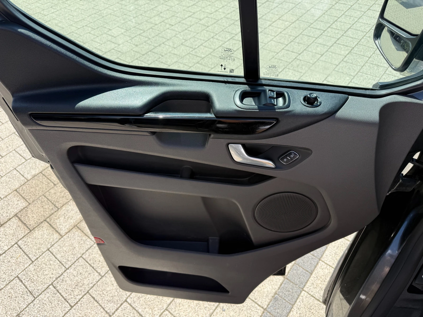 Ford Transit Custom 2.0TDCI Климатик L1H1 Euro 6D-Temp , снимка 16 - Бусове и автобуси - 55263110