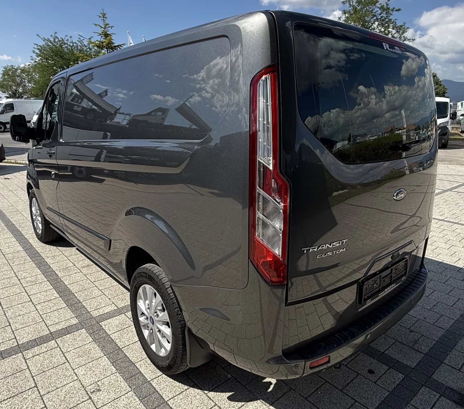Ford Transit Custom 2.0TDCI Климатик L1H1 Euro 6D-Temp , снимка 6 - Бусове и автобуси - 55263110