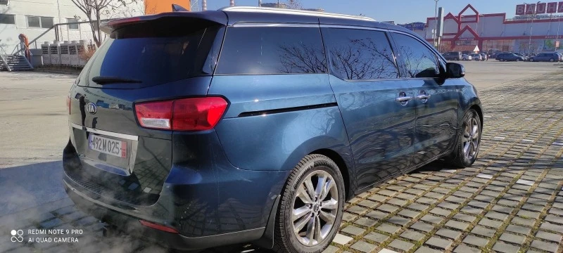 Kia Carnival Седона, снимка 15 - Автомобили и джипове - 47176472