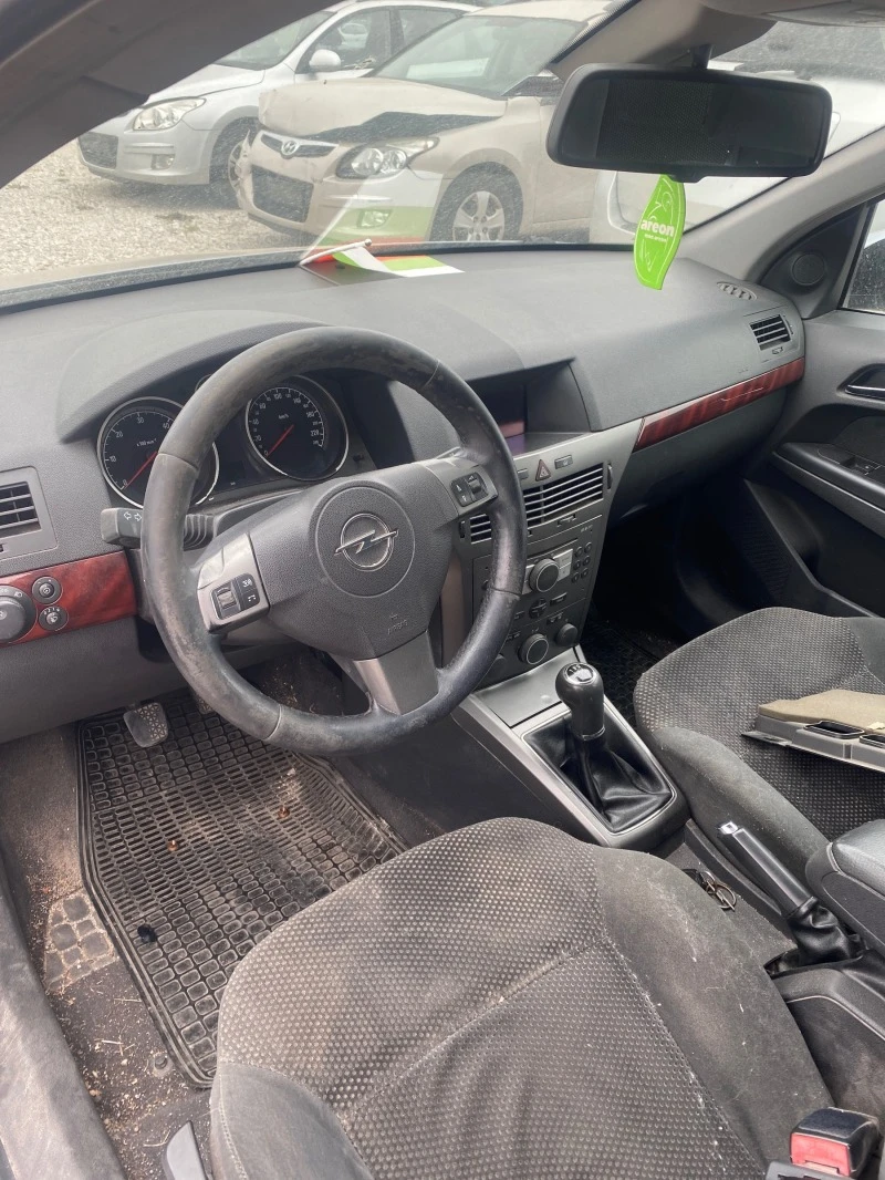 Opel Astra 1.7cdti, снимка 5 - Автомобили и джипове - 45777419