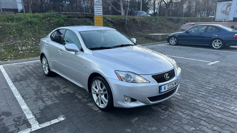 Lexus IS 220d, снимка 4 - Автомобили и джипове - 48354264