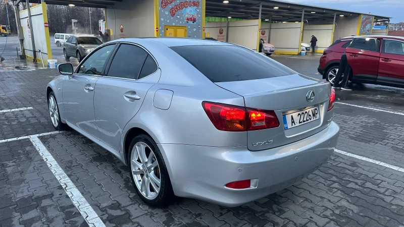 Lexus IS 220d, снимка 2 - Автомобили и джипове - 48354264