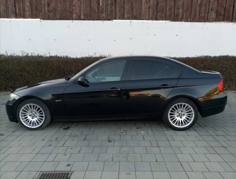 BMW 320 320d, снимка 4 - Автомобили и джипове - 48809137